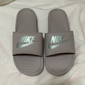 Mauve Nike Slides